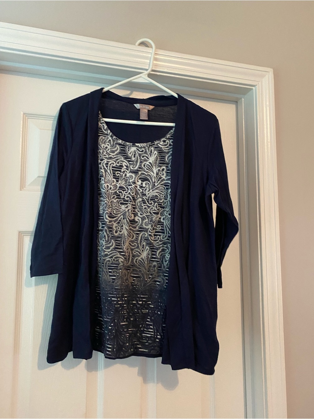 White Stag Navy Open-Front Cardigan with Patterned Shell
